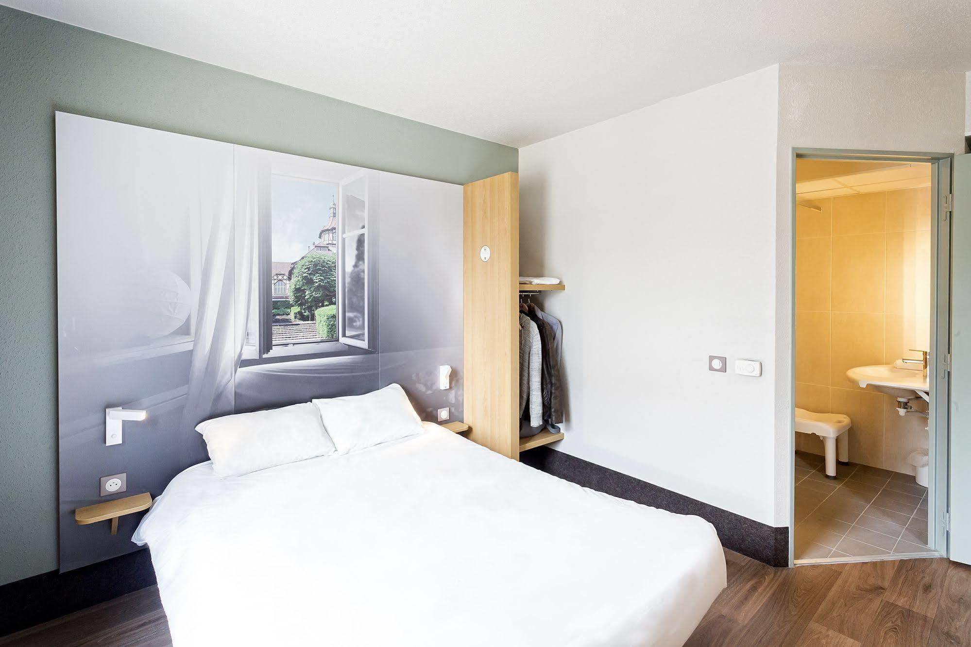 Hotel B&B Hotel Corbeil-Essonnes 2*