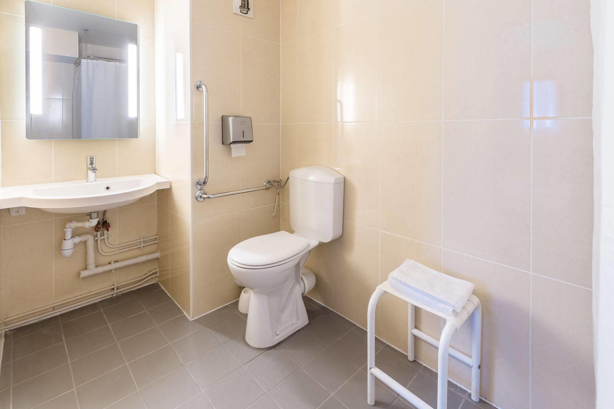 Hotel B&B Hotel Corbeil-Essonnes