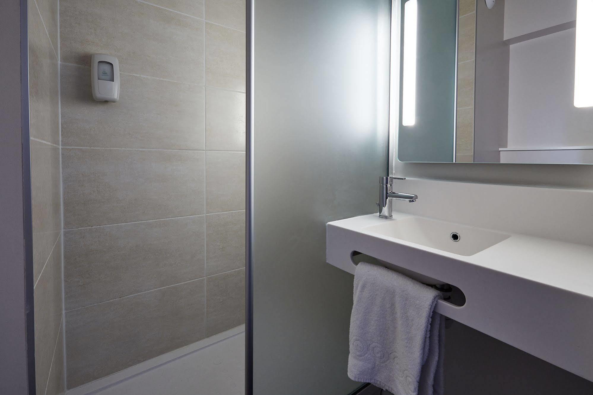 Hotel B&B Hotel Corbeil-Essonnes